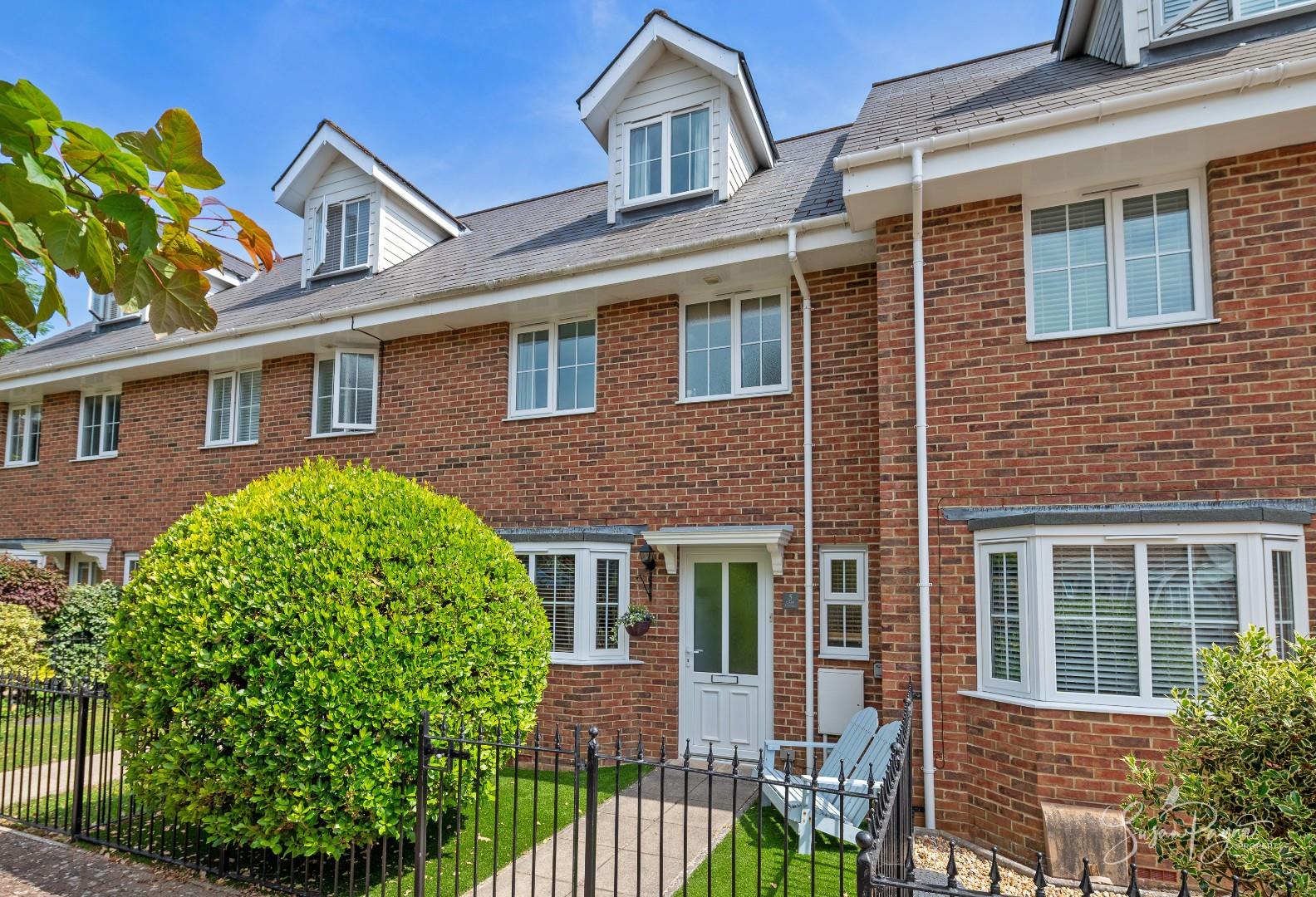 Cape House, 5 Victoria Mews, Binstead