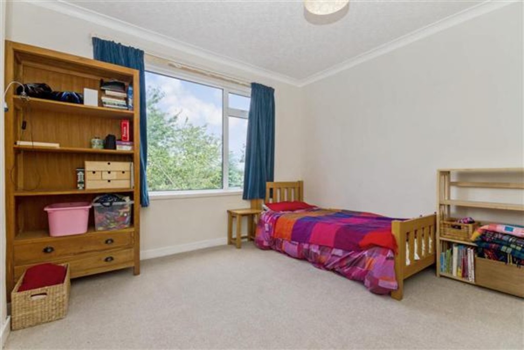 Property in Weymouth Drive, Glasgow, G12