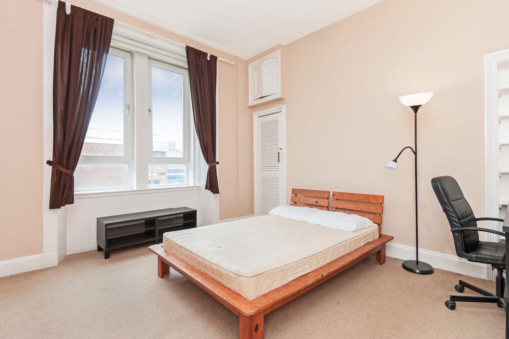 Property in Copland Road, Glasgow, G51