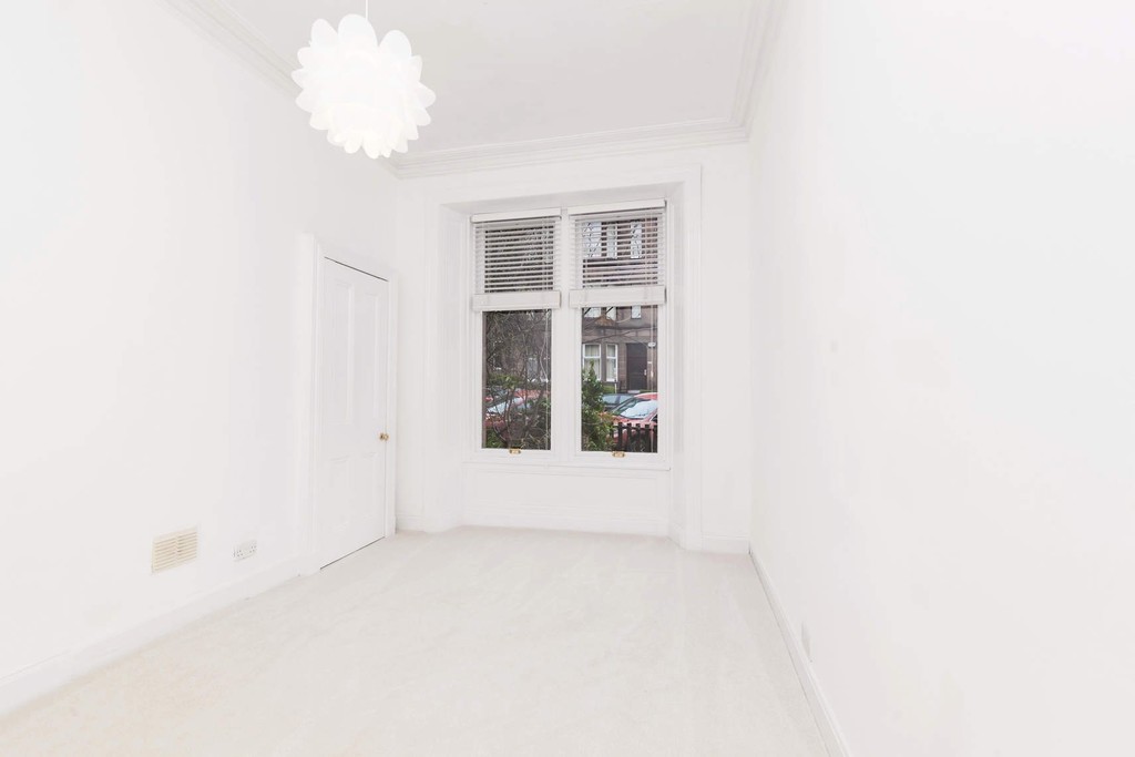 Property in Queensborough Gardens, Glasgow, G12