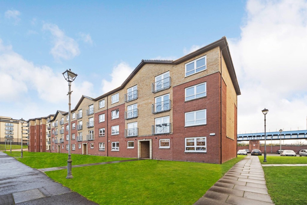 Property in Ferry Road, Glasgow, G3