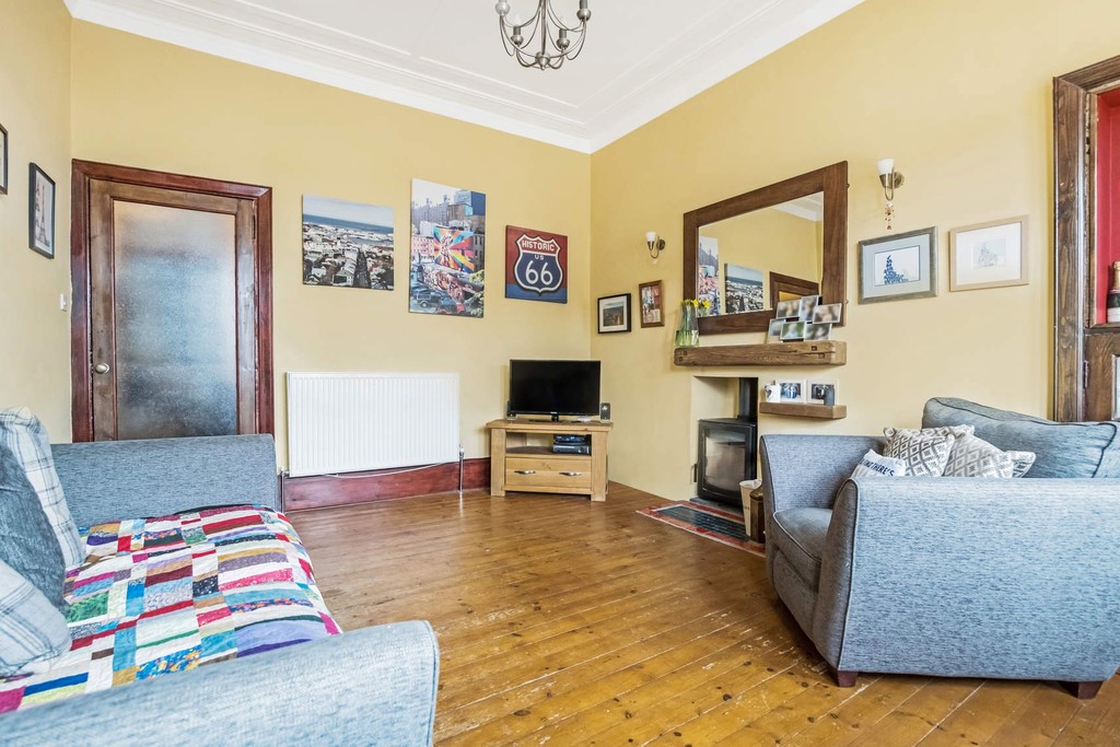 Property in Marlborough Avenue, Glasgow, G11