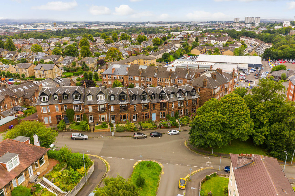 Property in Randolph Road, Glasgow, G11