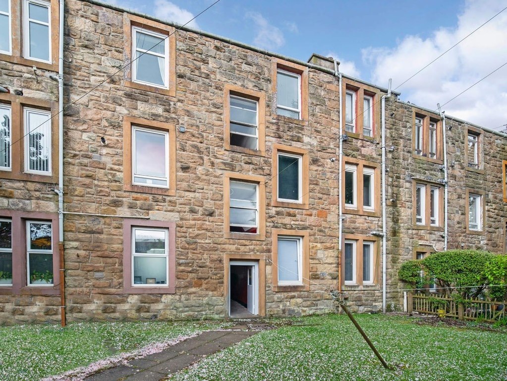 Property in Crow Road, Glasgow, G13