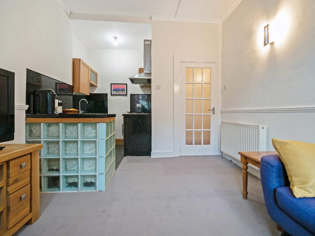 Property in Crow Road, Glasgow, G13
