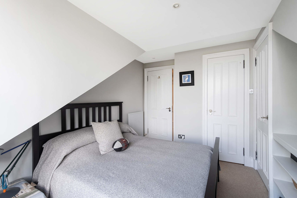 Property in Hamilton Park Avenue, Glasgow, G12