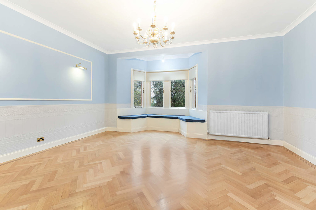 Property in Springkell Avenue, Glasgow, G41