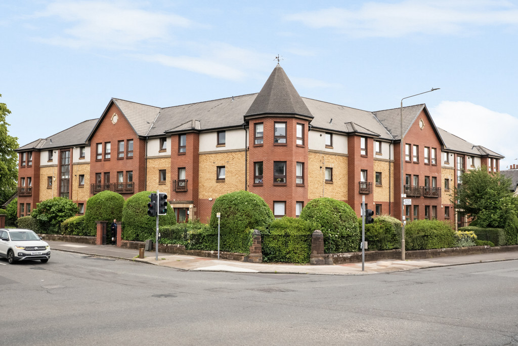 Queen Victoria Court, Glasgow, G14