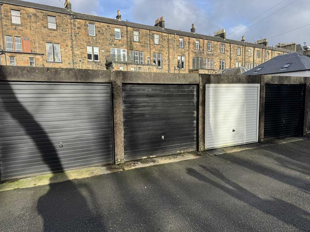 Westbourne Gardens Lane, Glasgow, G12