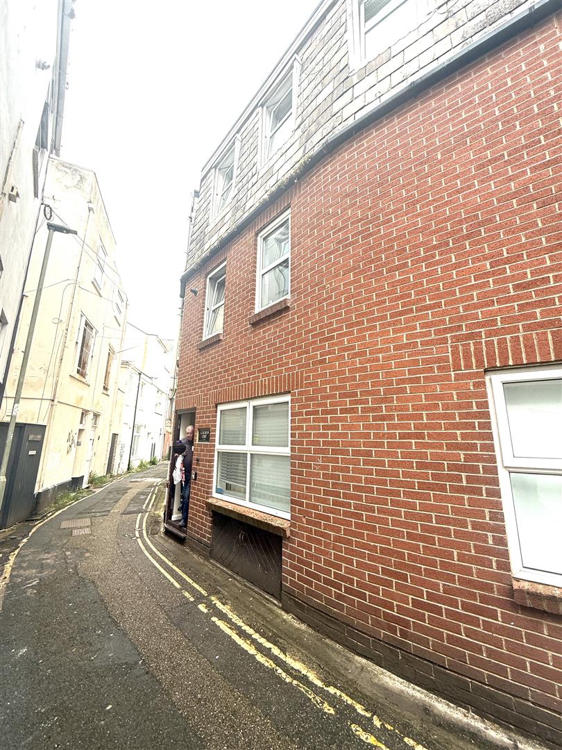 Clampet Lane, Teignmouth, TQ14
