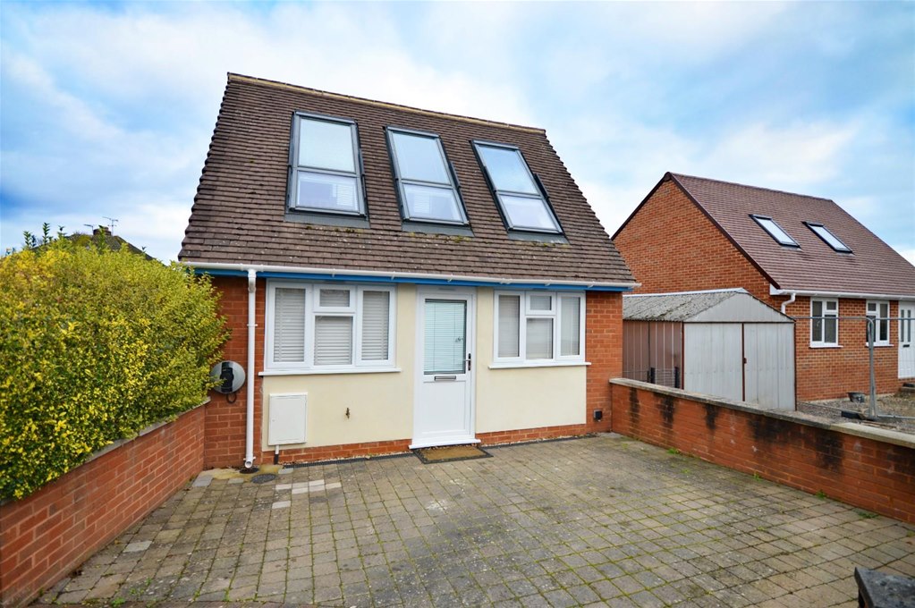 Property in Dragons Hill Close, Keynsham, BS31