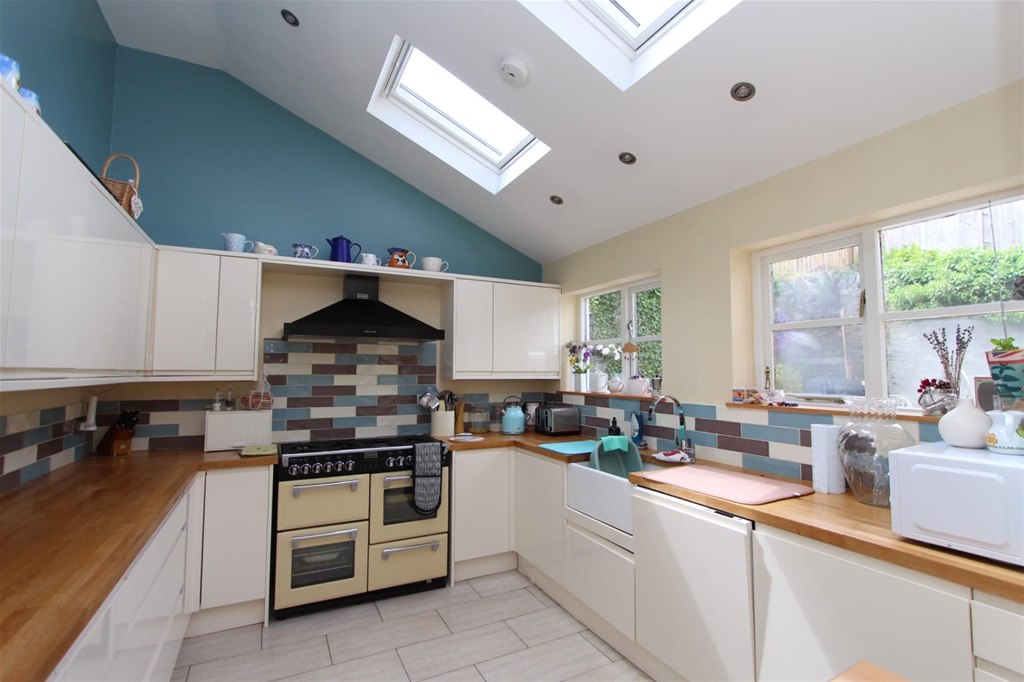 Bristol Estate Agents Eveleighs