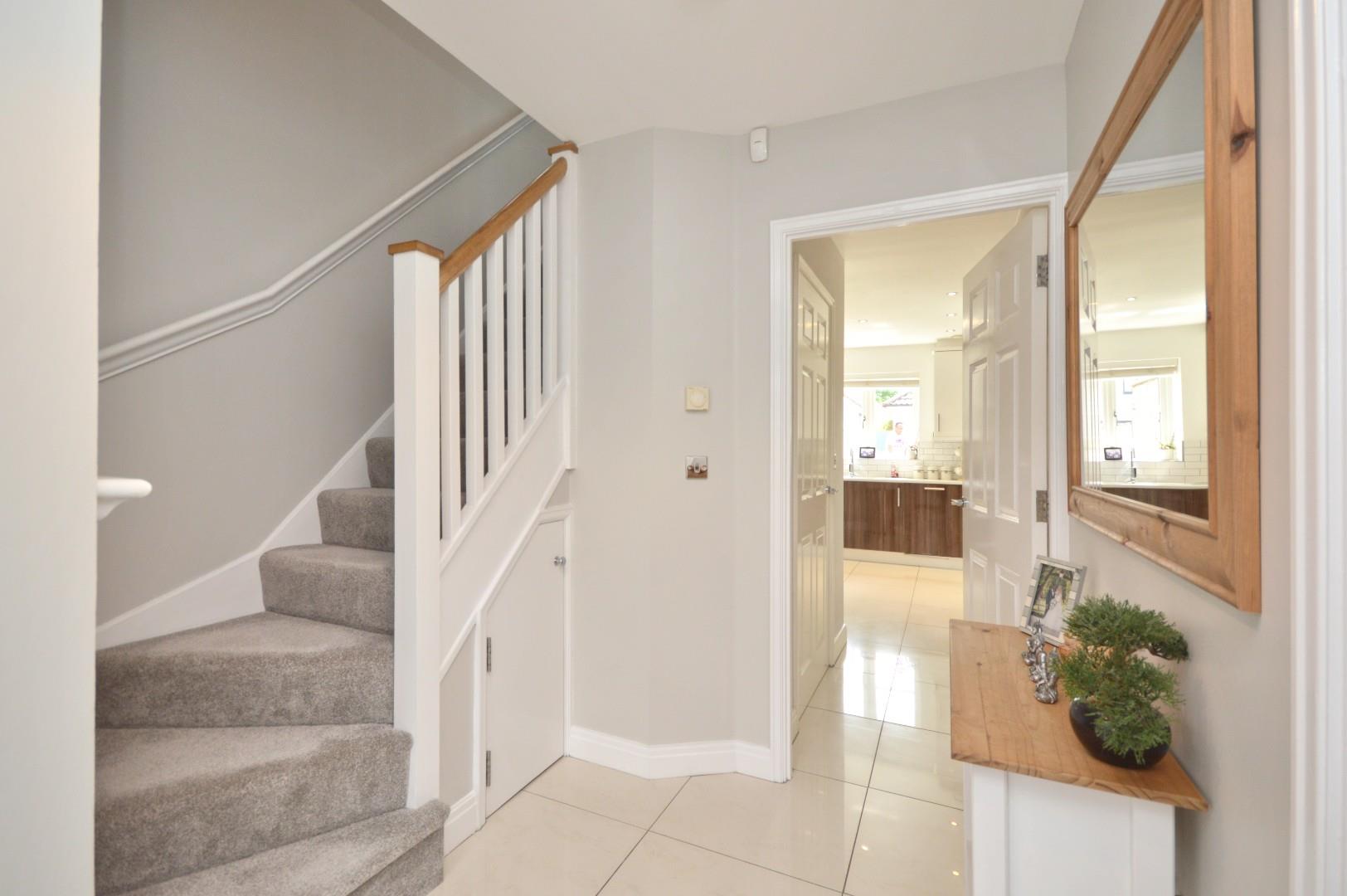 Bath Road, Bristol, BS31
