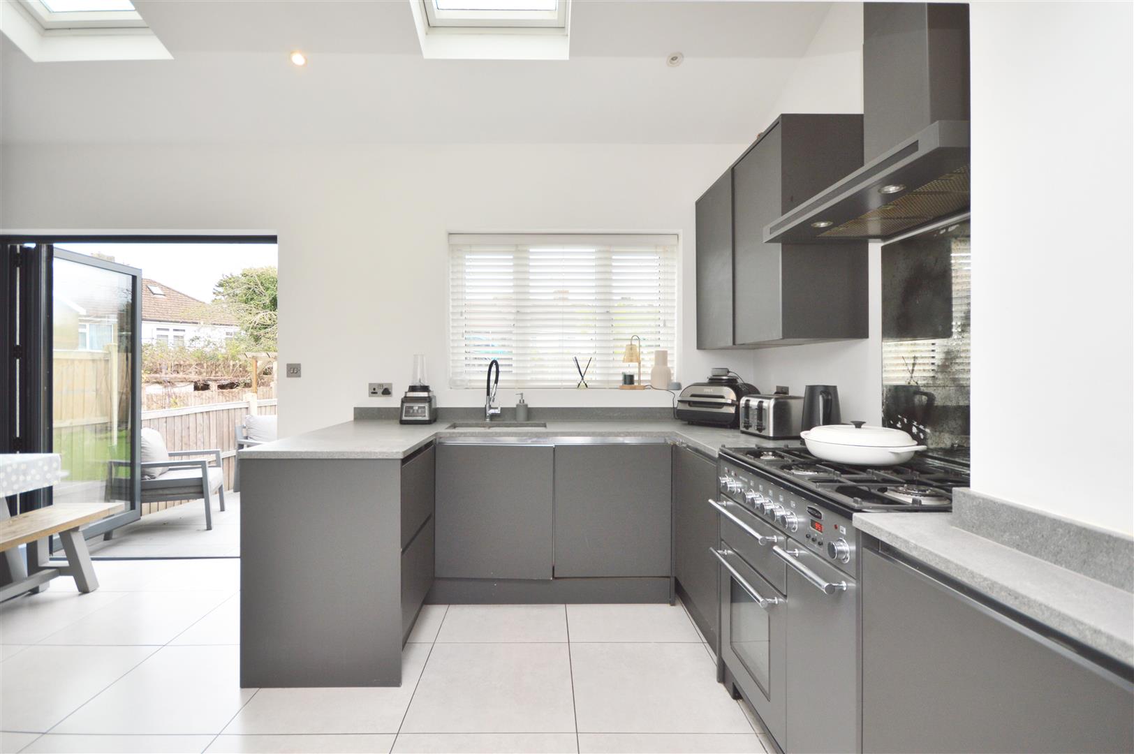 Walsh Avenue, Bristol, BS14