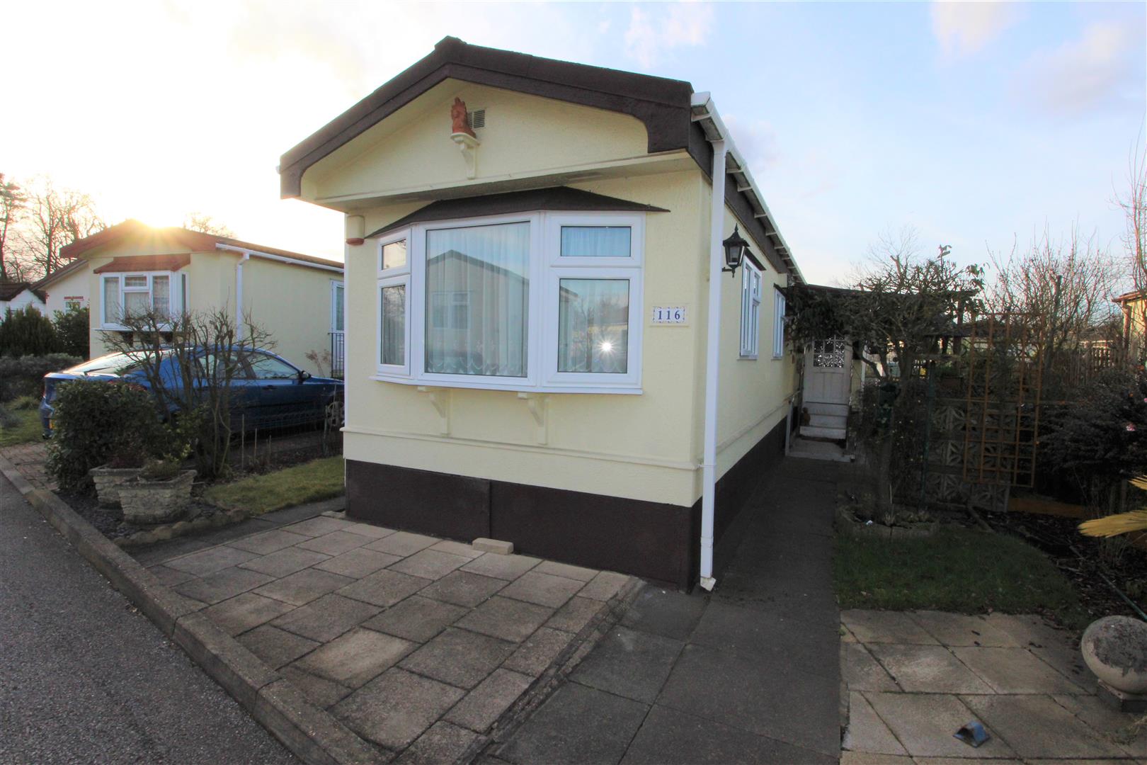 Property in Elstree Park, Elstree, WD6