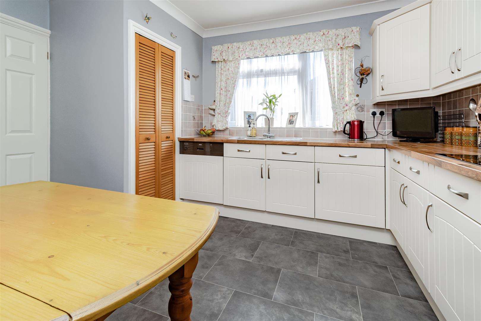 Property in Hartforde Road, Borehamwood, WD6