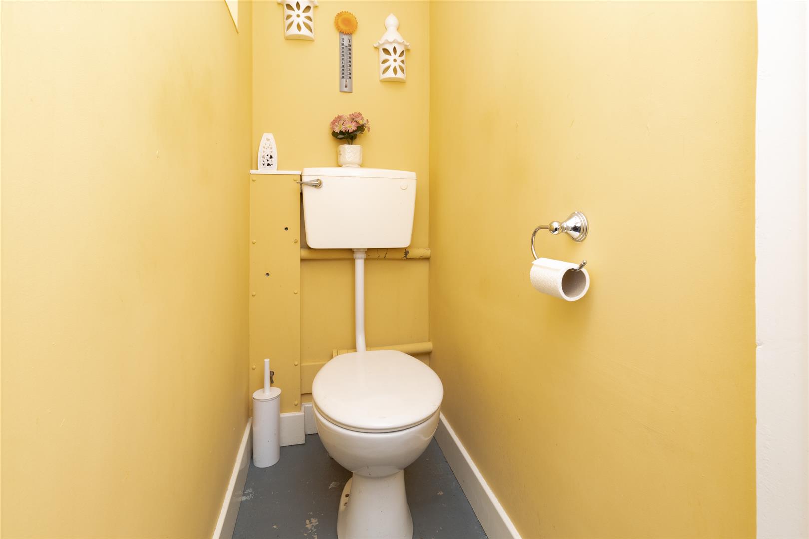 Property in Hartforde Road, Borehamwood, WD6