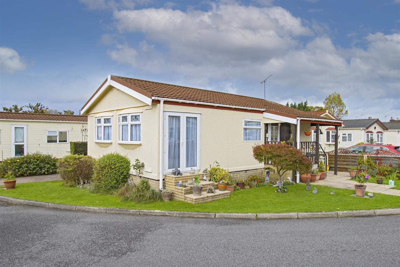 Property in Lane, Borehamwood, WD6