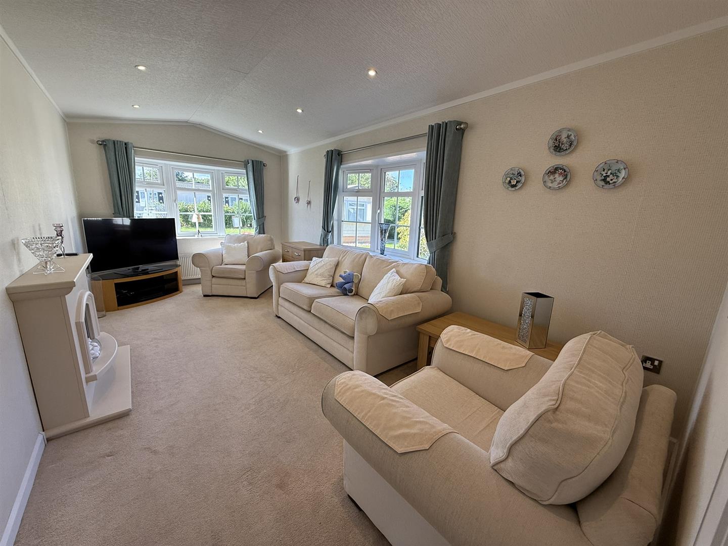 Elstree Park, Barnet Lane, Borehamwood, WD6