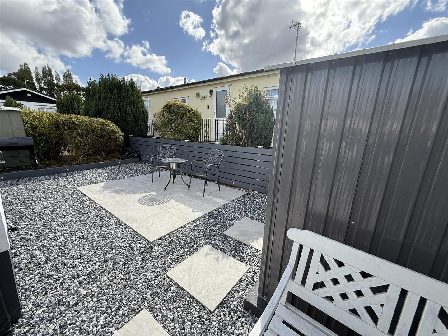 Barnet Lane, Borehamwood, WD6