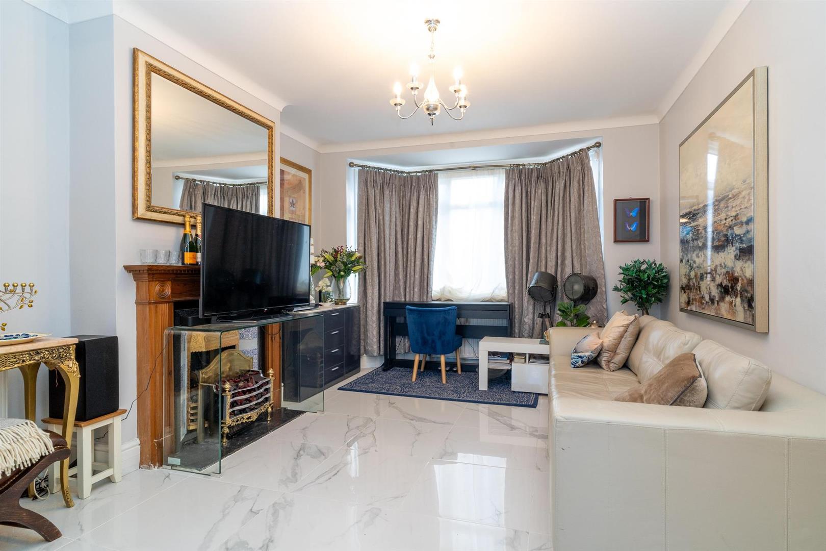 Bullhead Road, Borehamwood, WD6