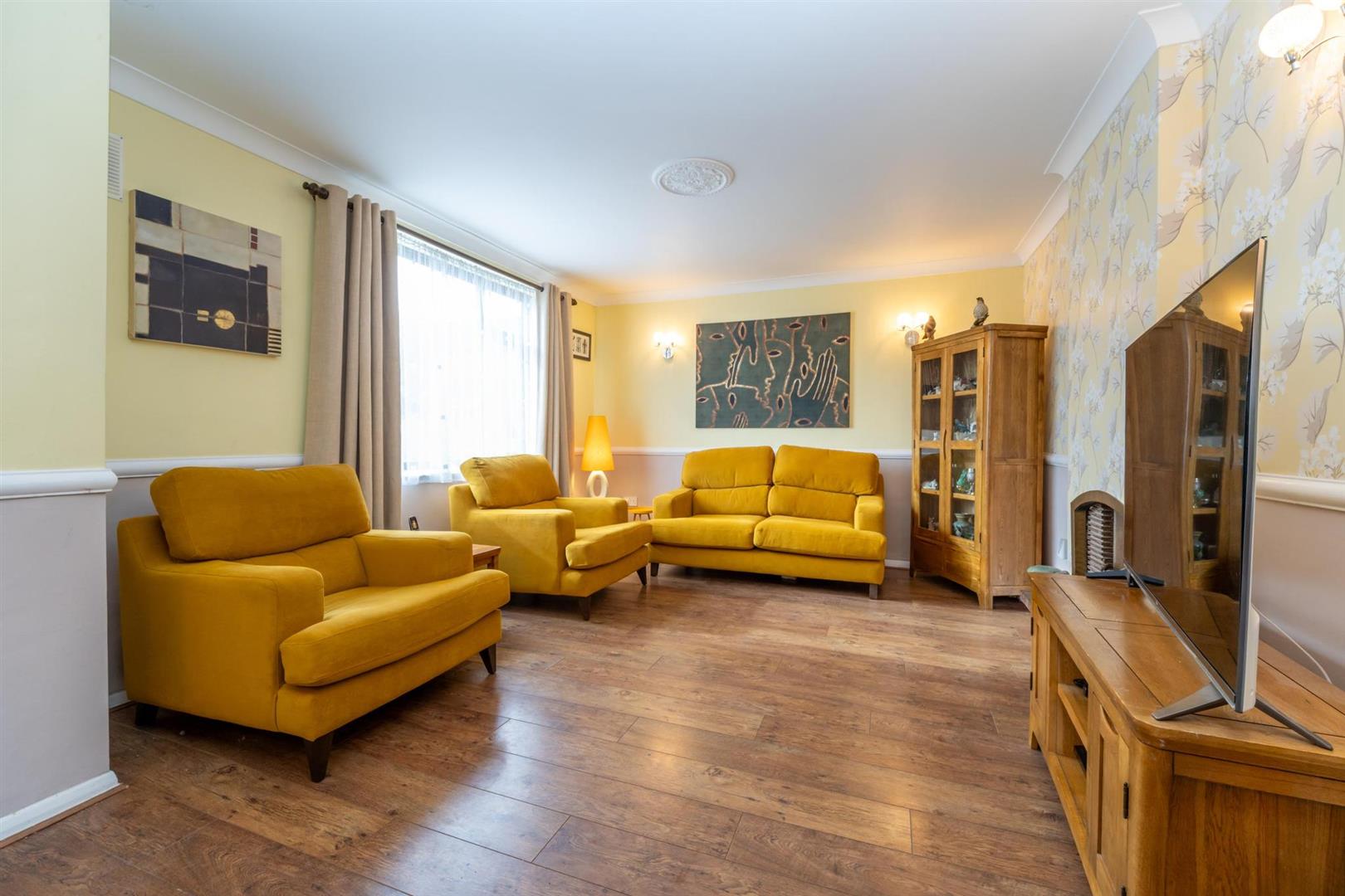 Grantham Green, Borehamwood, WD6