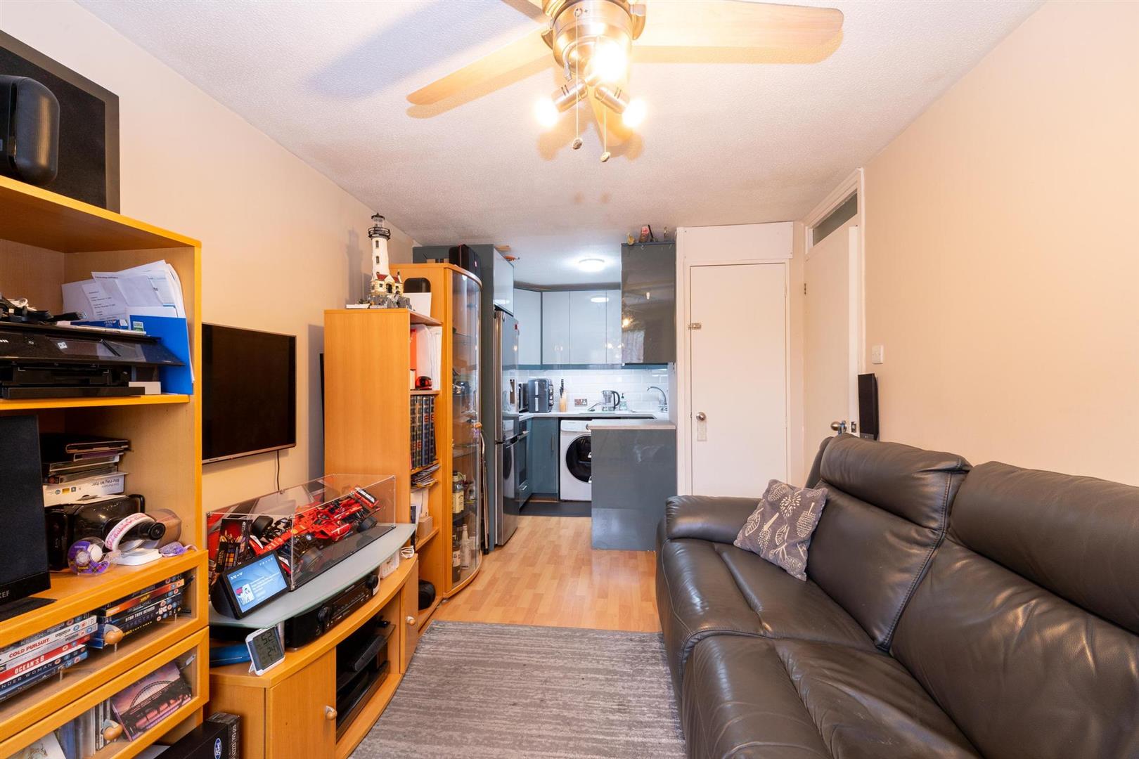 Danziger Way, Borehamwood, WD6