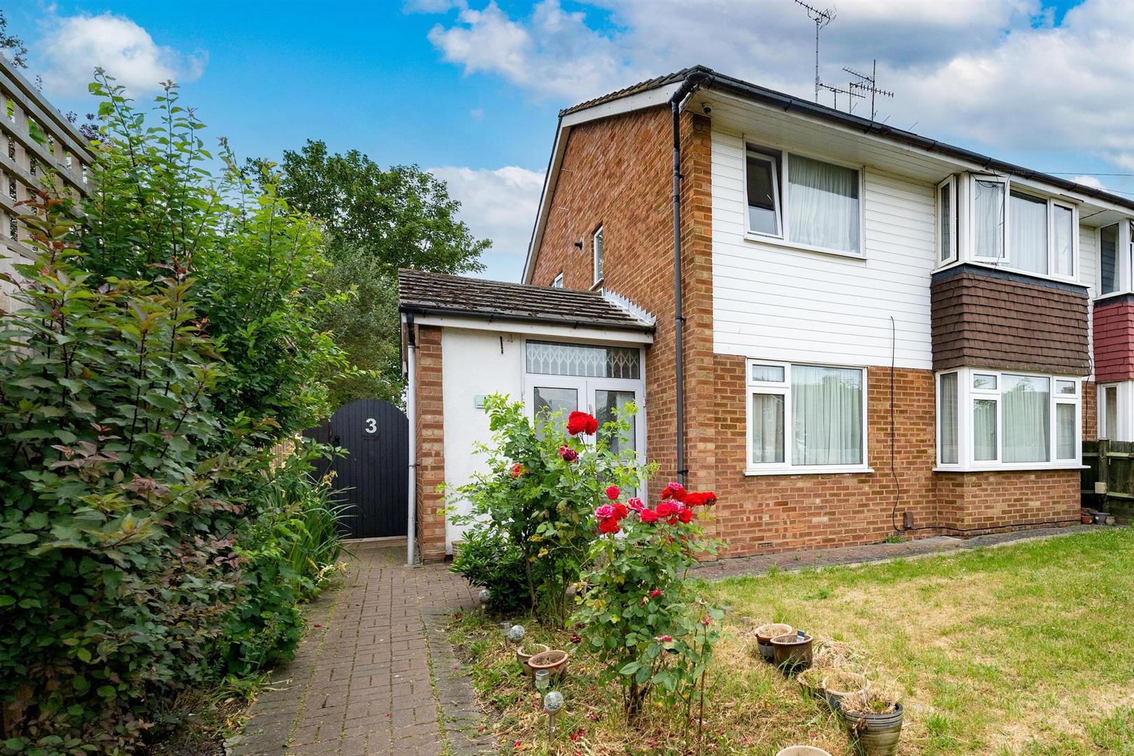 Lexington Close, Borehamwood, WD6