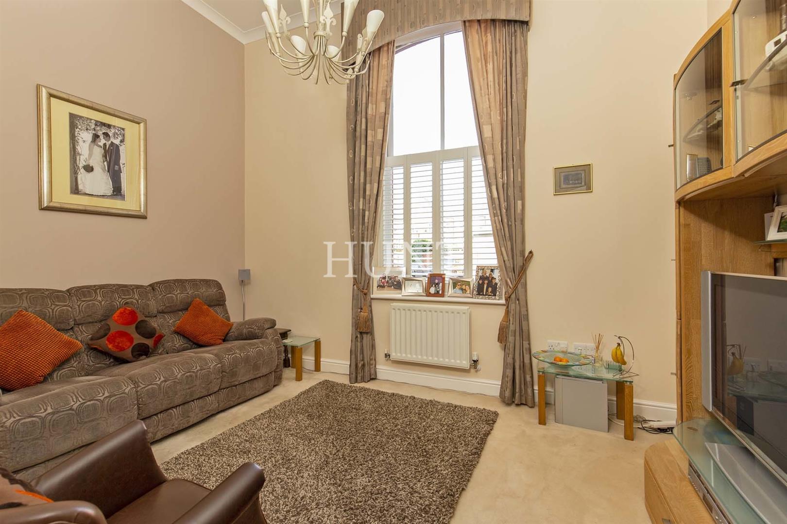 Property in Goldsmith House, Repton Park, Woodford Green, Essex, IG8 8RL