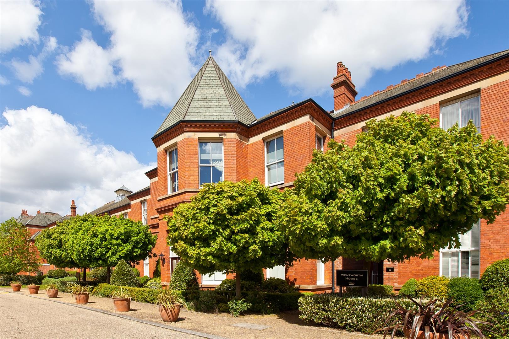 Property in Hampstead Avenue, Repton Park, Woodford Green, Essex, IG8 8QB
