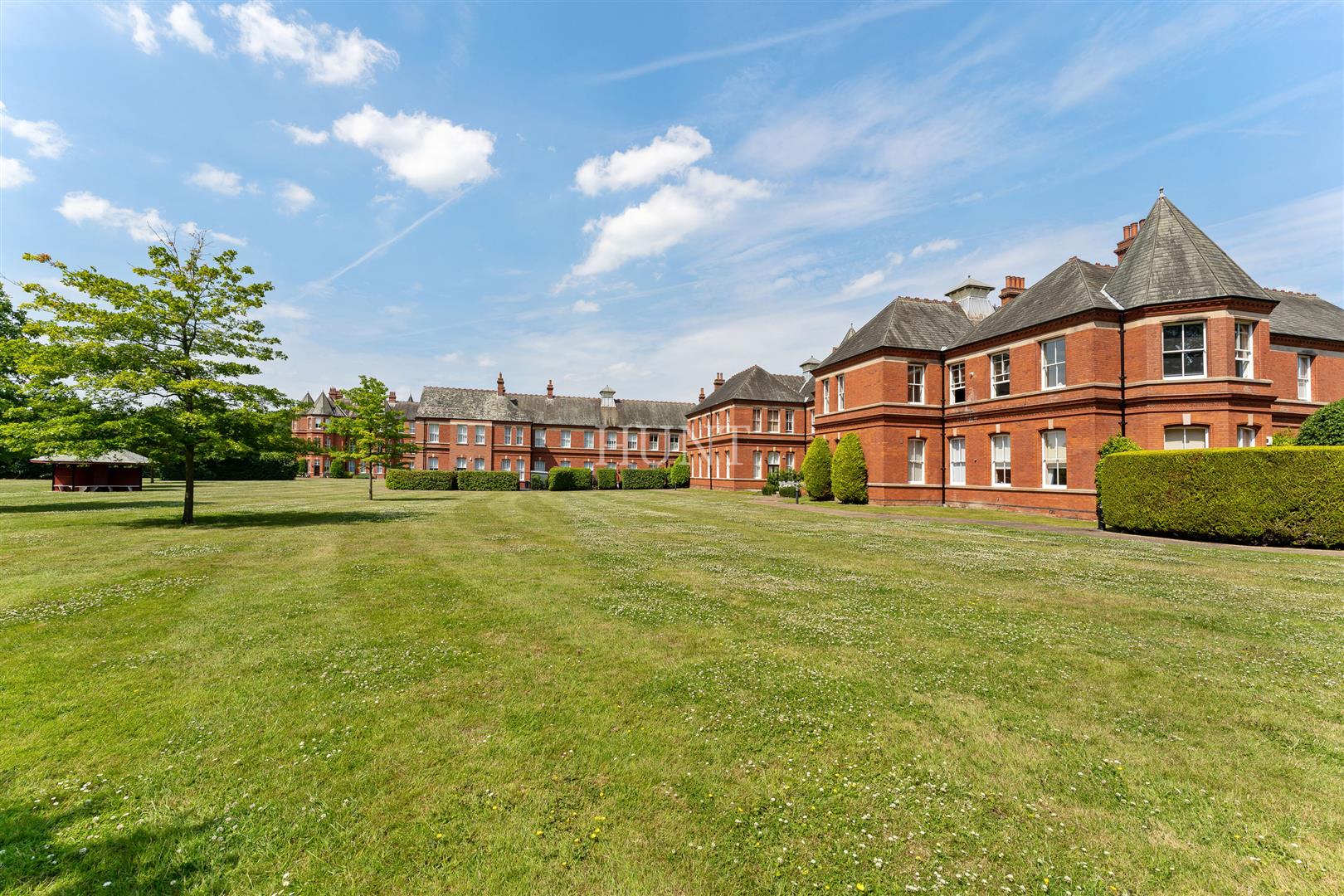 Property in Osborne House, Repton Park, Woodford Green, Essex, IG8 8RE