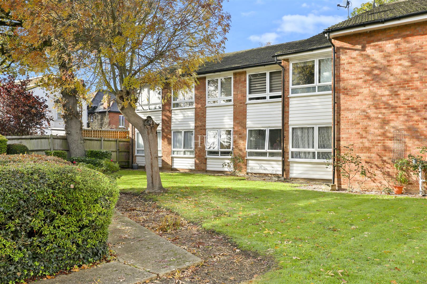 Woodford New Road, London, E18