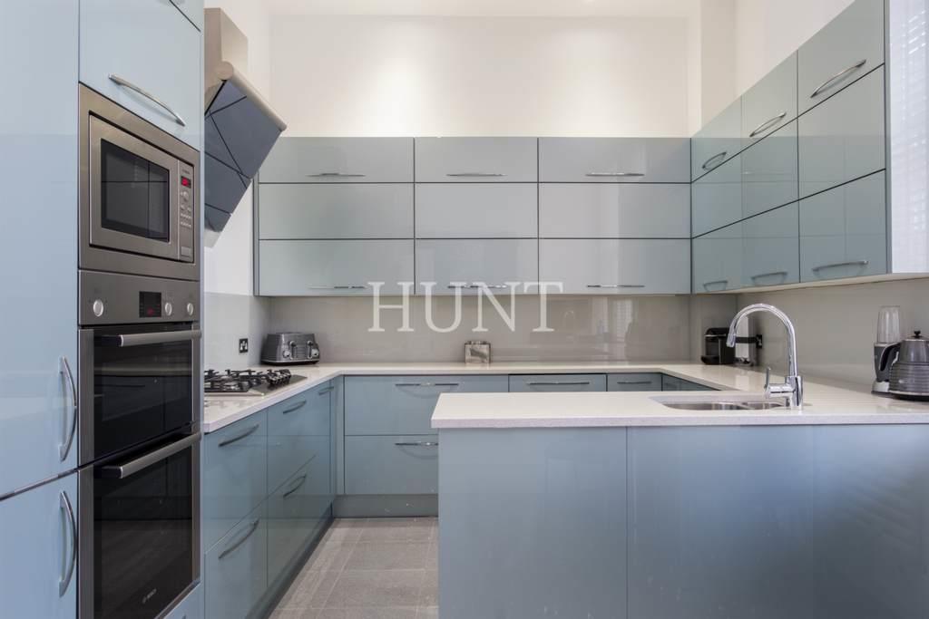 Sutherland House, Woodford Green, IG8