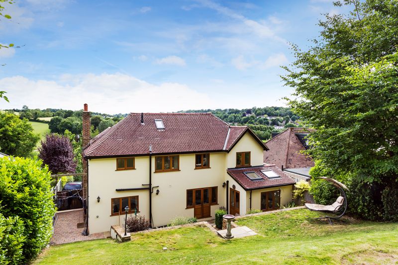 Property in Stuart Road, Warlingham, Surrey, CR6 9JH