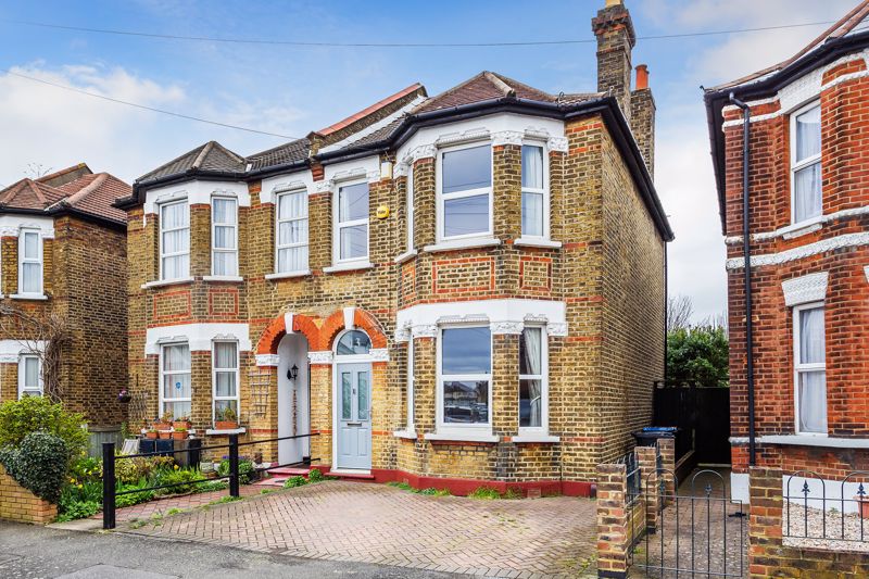 Property in Courtney Road, Croydon, Surrey, CR0 4LS