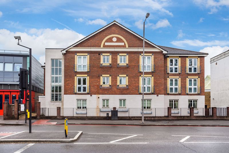 Property in Brighton Road, Purley, Surrey, CR8 4AB