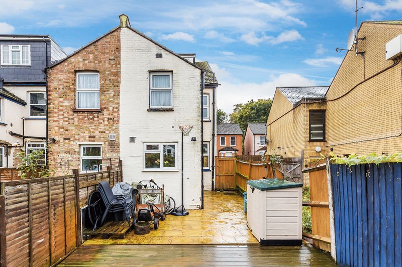 Property in Little Roke Avenue, Kenley, Surrey, CR8 5NG