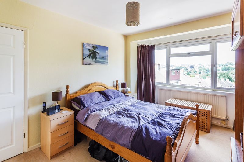 Property in Kenmore Road, Kenley, Surrey, CR8 5NW