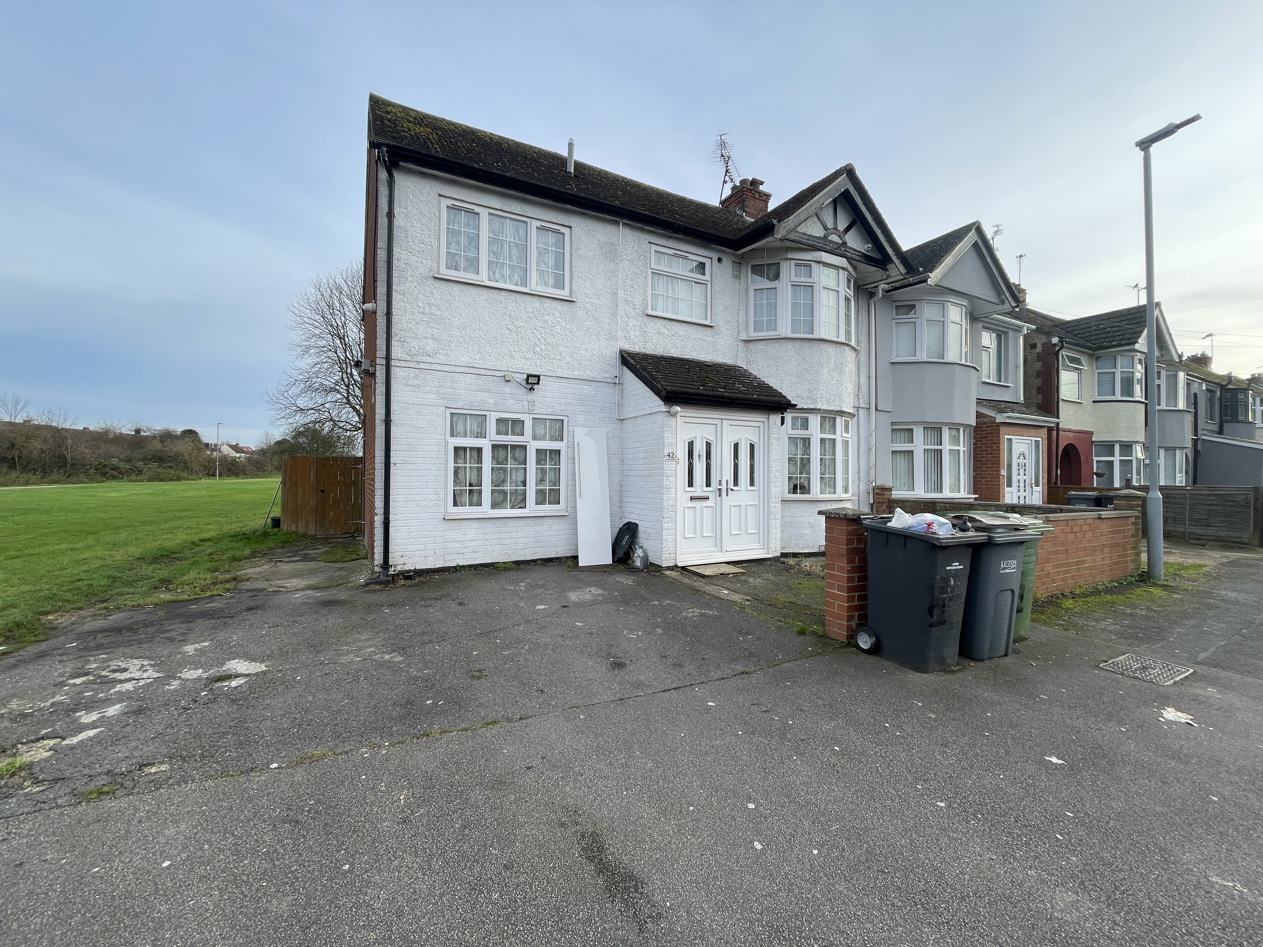Runfold Avenue, Luton, LU3