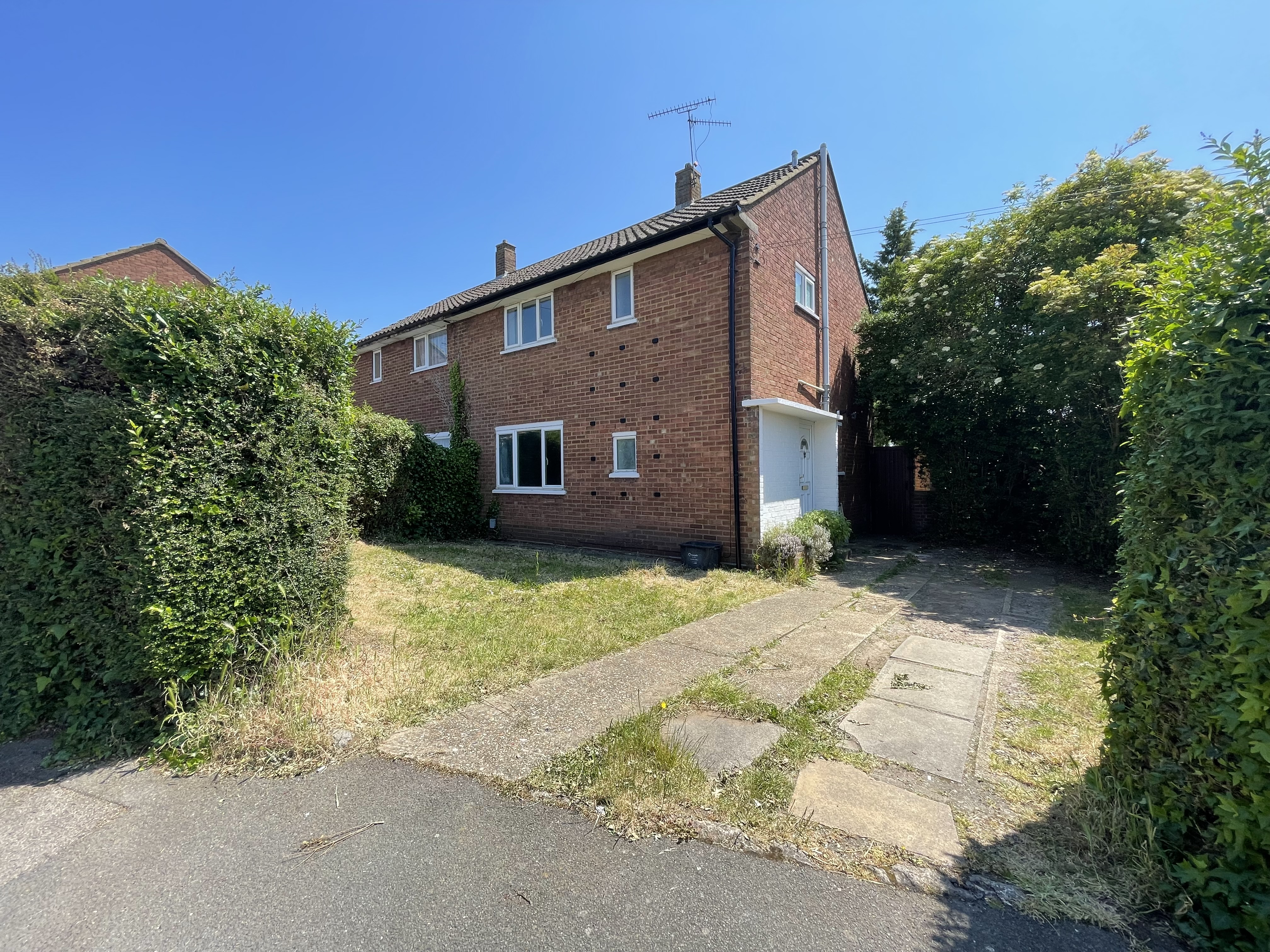 Birdsfoot Lane, Luton, LU3