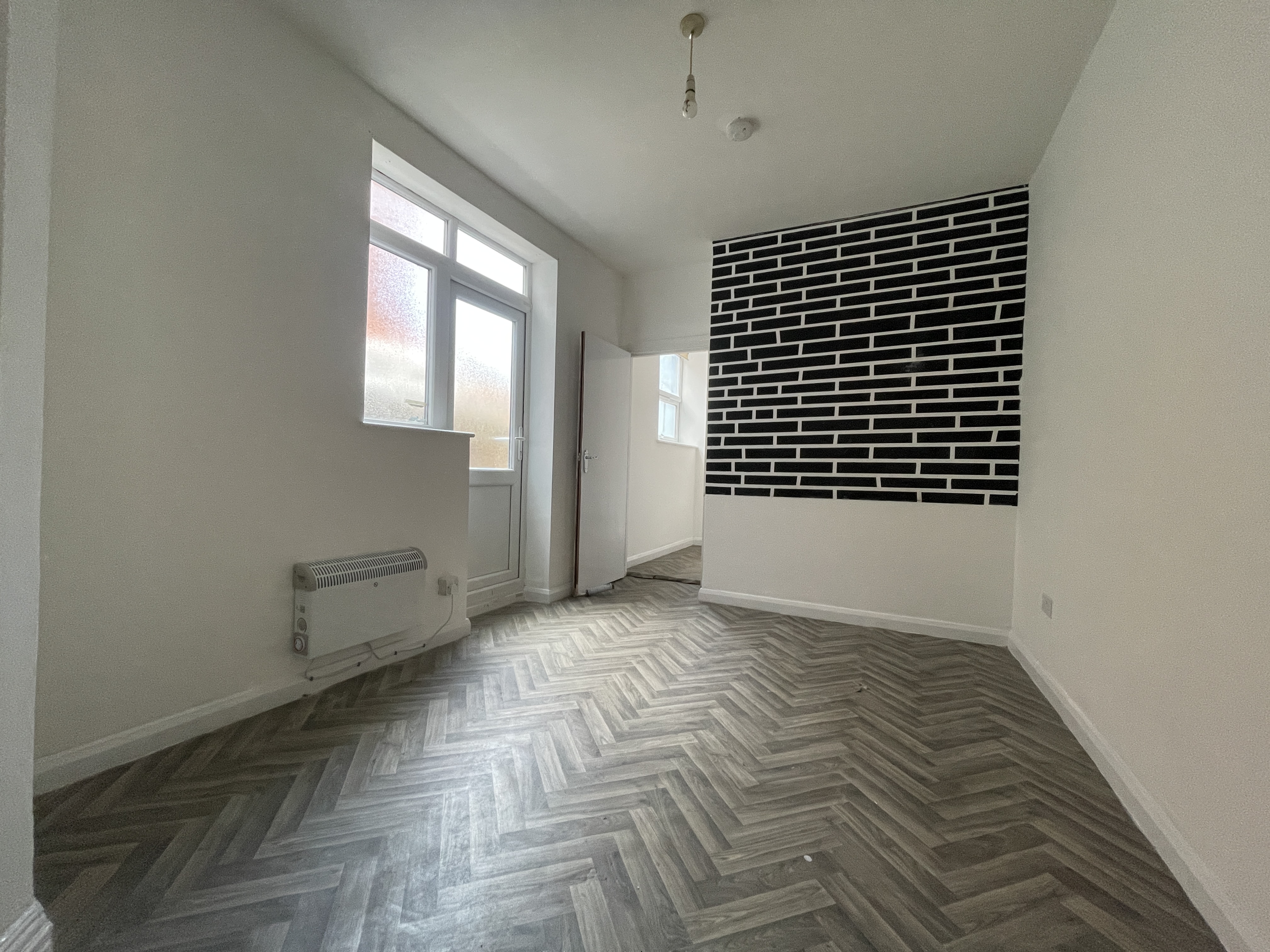 Ashburnham Road, Luton, LU1