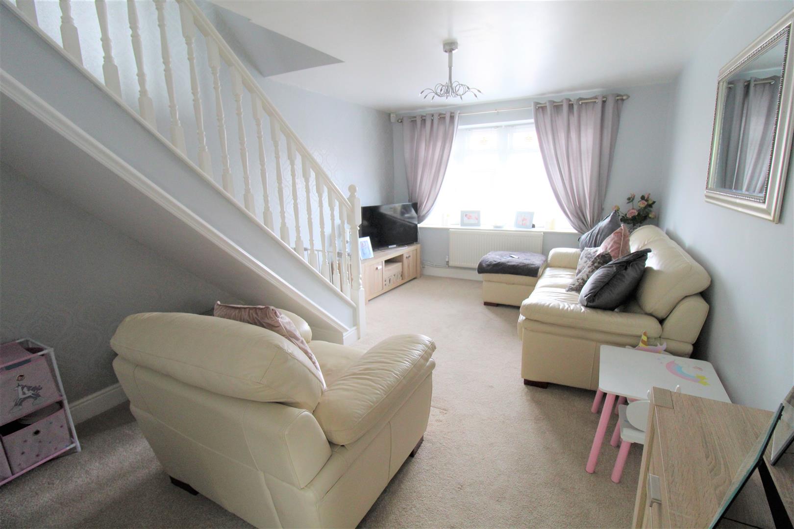 Property in Dunsford Avenue, Milton, Stoke On Trent, Staffordshire, ST2 7PJ