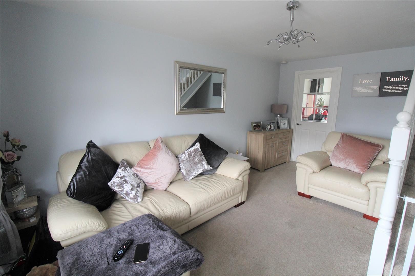 Property in Dunsford Avenue, Milton, Stoke On Trent, Staffordshire, ST2 7PJ