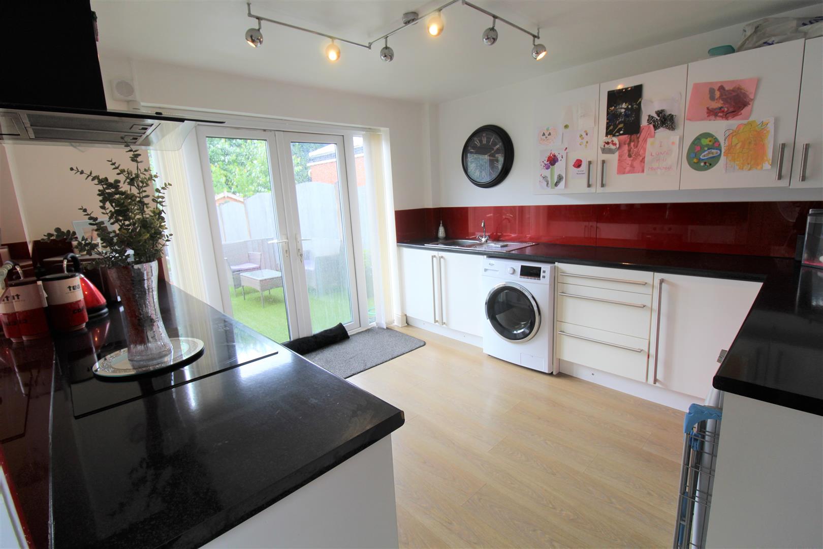 Property in Dunsford Avenue, Milton, Stoke On Trent, Staffordshire, ST2 7PJ