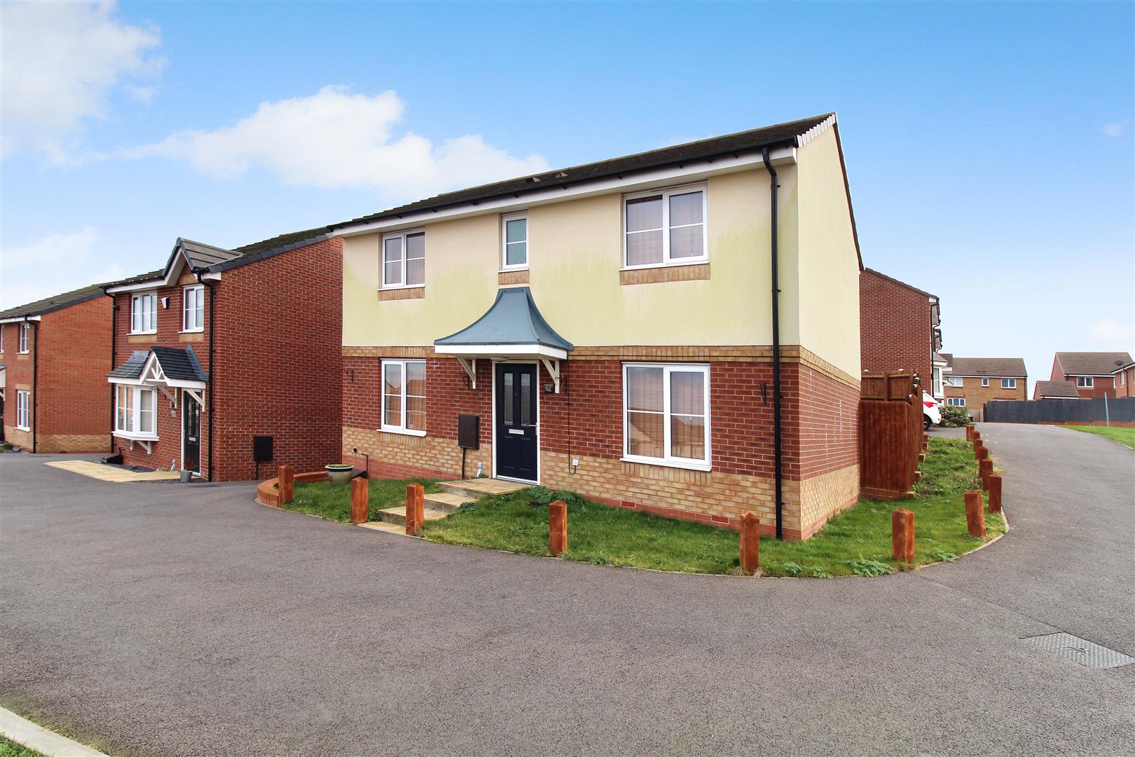 Property in Ryder Grove, Talke, Talke, Staffordshire, ST7 1GF