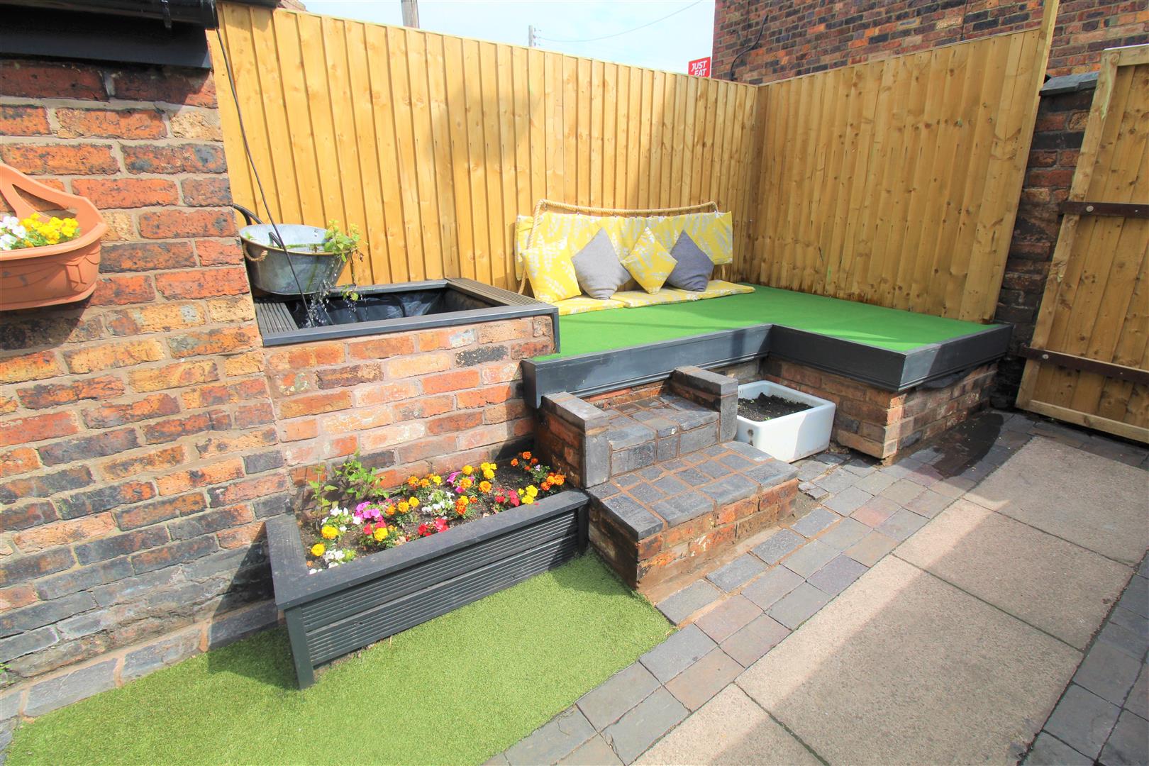 Property in Hanley Road, Sneyd Green, StokeOnTrent, Staffordshire