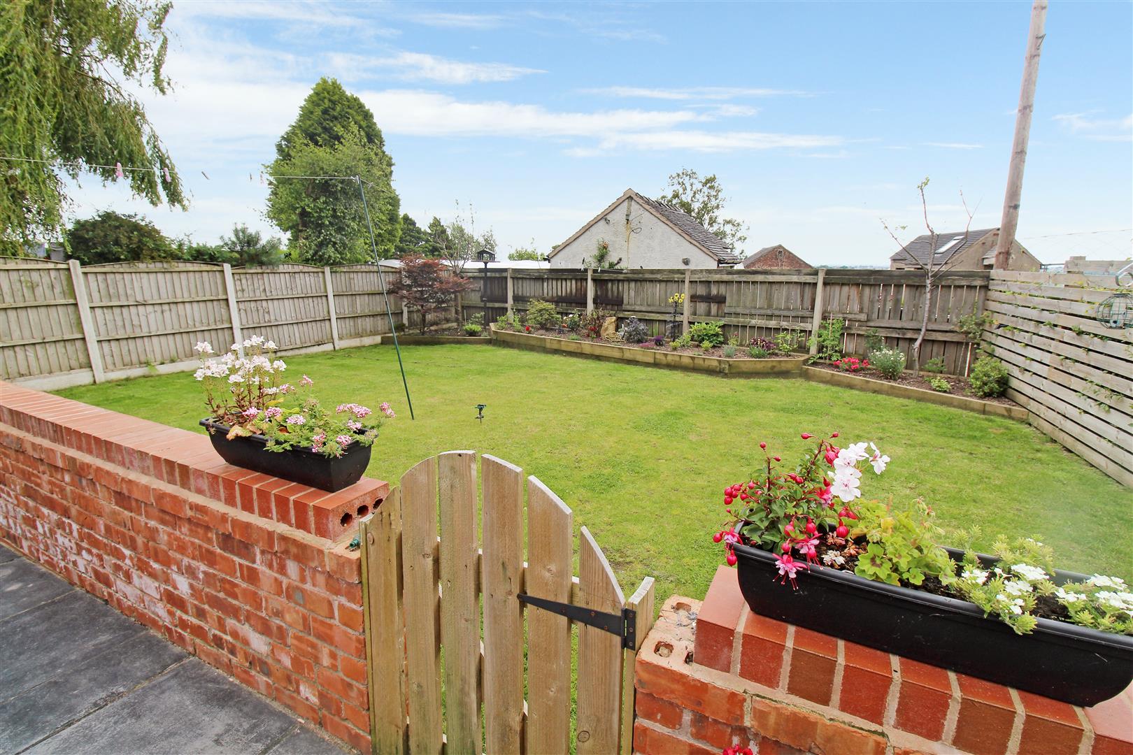 Property in Sytch Road, Brown Edge, StokeOnTrent, Staffordshire, ST6 8QX