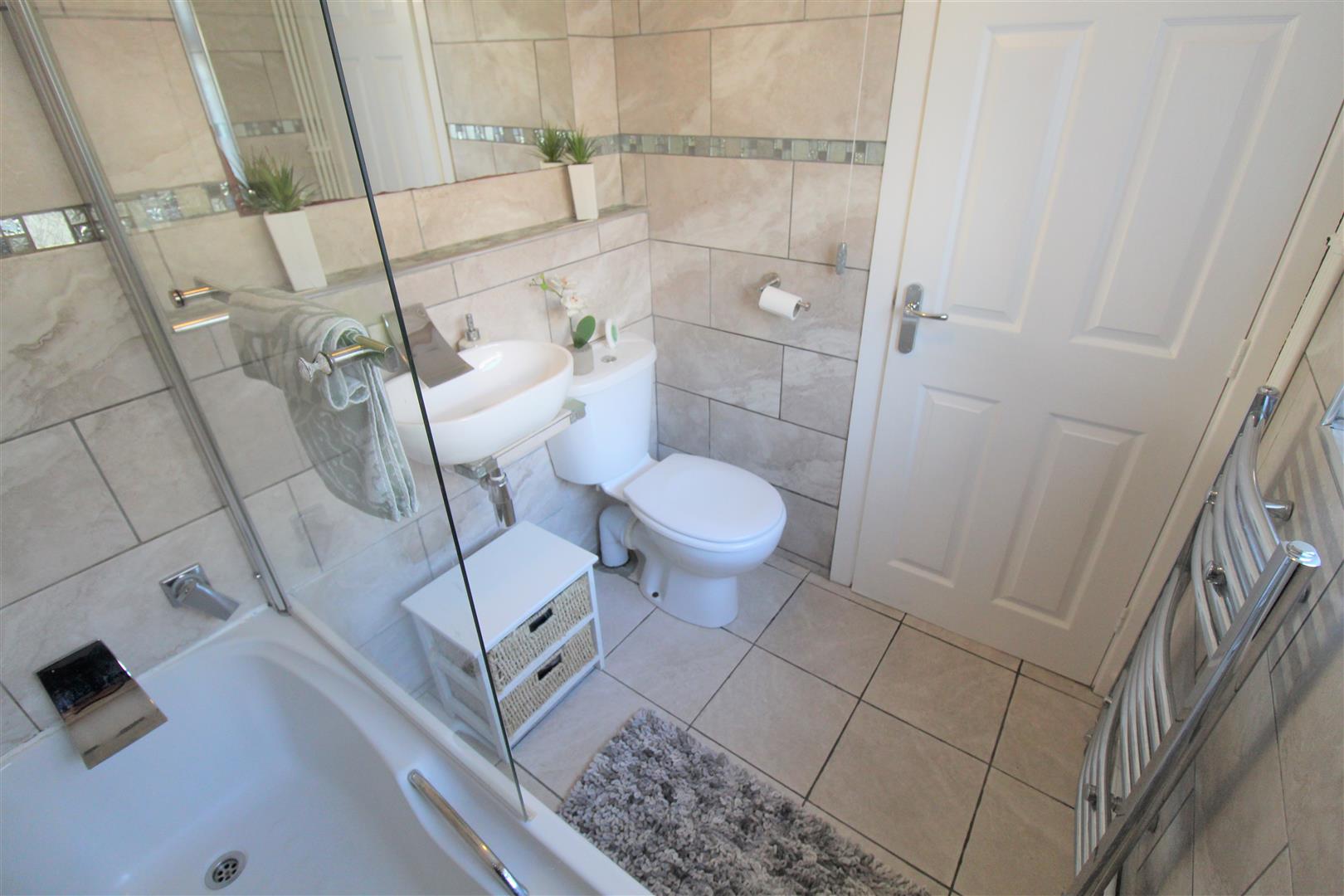 Property in Moorland Road, Burslem, StokeOnTrent, Staffordshire, ST6 1EF