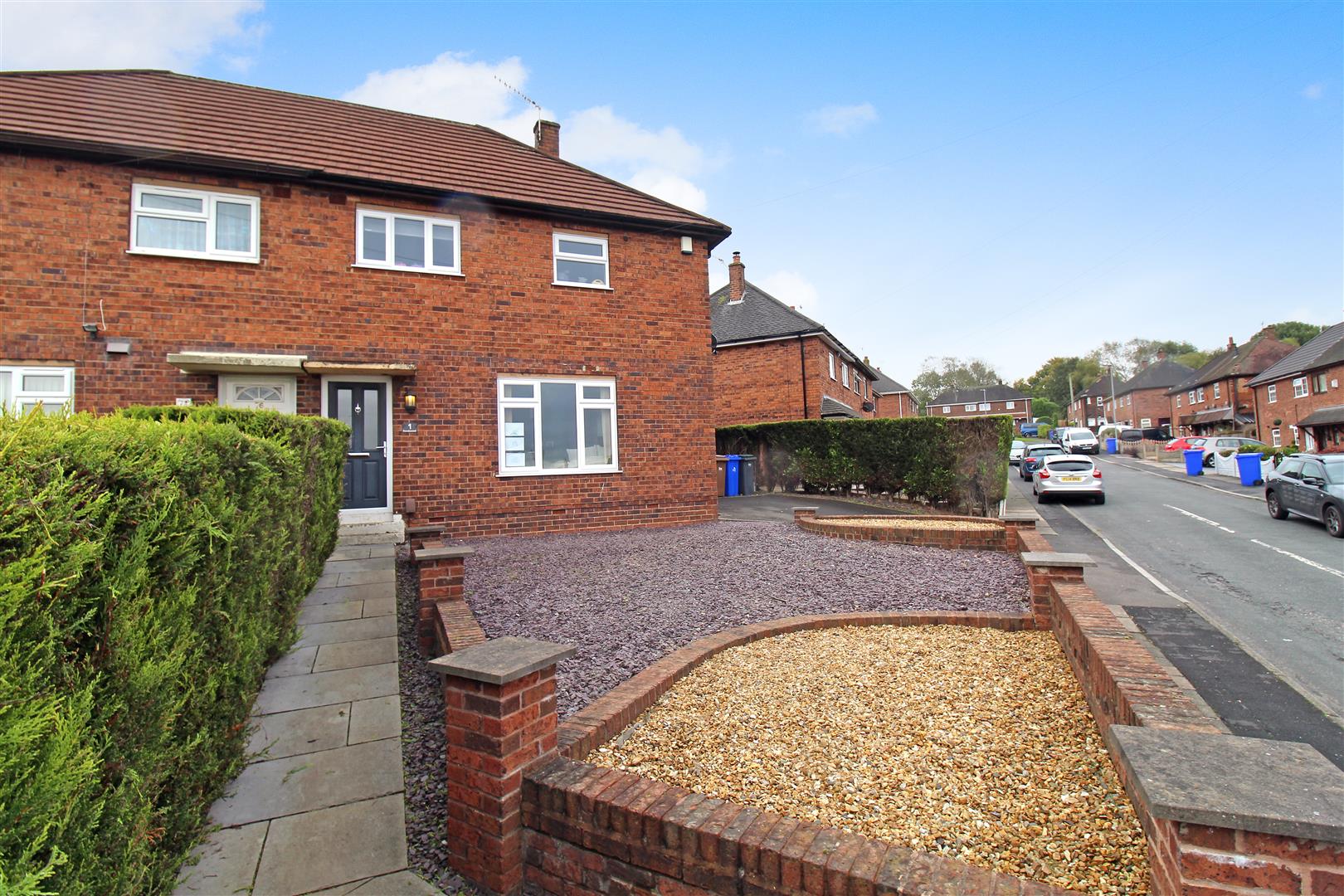 Property in Sandwood Crescent, Longton, StokeOnTrent, Staffordshire, ST3 1AS