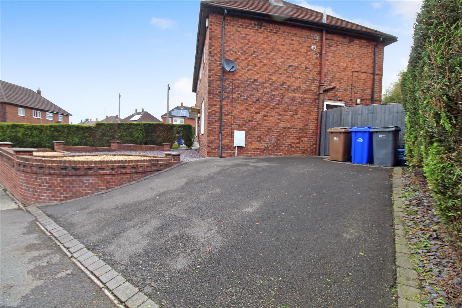 Property in Sandwood Crescent, Longton, StokeOnTrent, Staffordshire, ST3 1AS